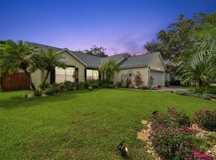 1466 River Oaks Dr, Tarpon Springs, FL 34689