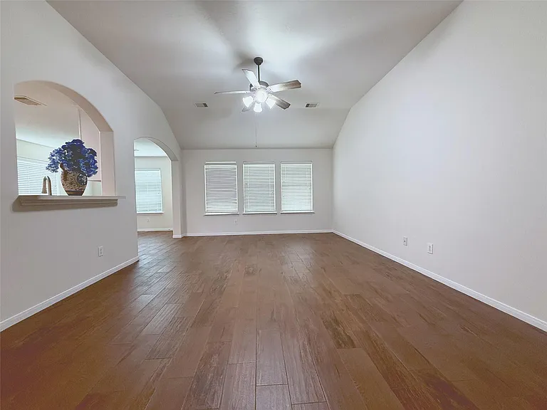 3708 Whitlam Ct — Photo 5