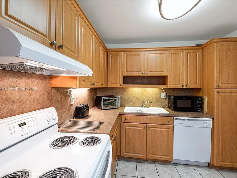 3180 S Ocean Dr #718 — Photo 24