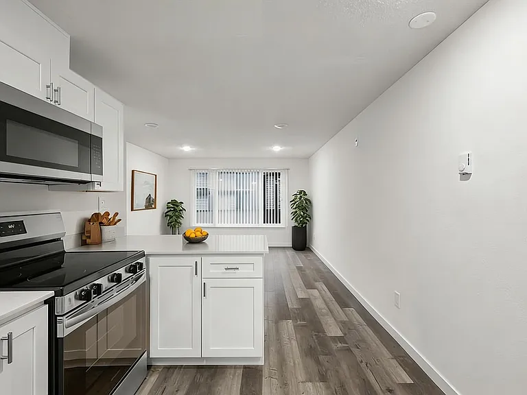 Greenlake Terrace Apartments — Photo 8