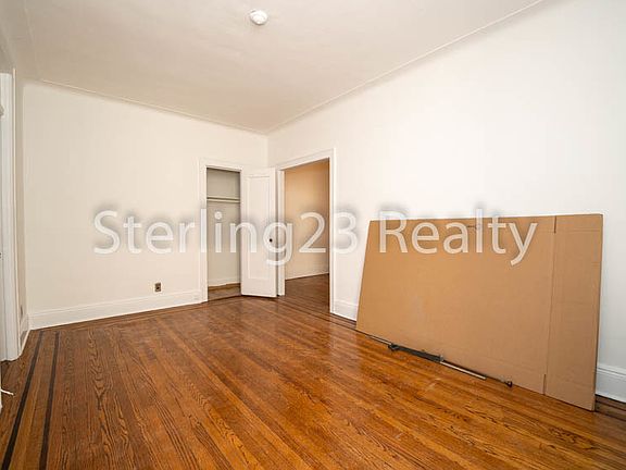 5th image of 35-45 33rd St #2R