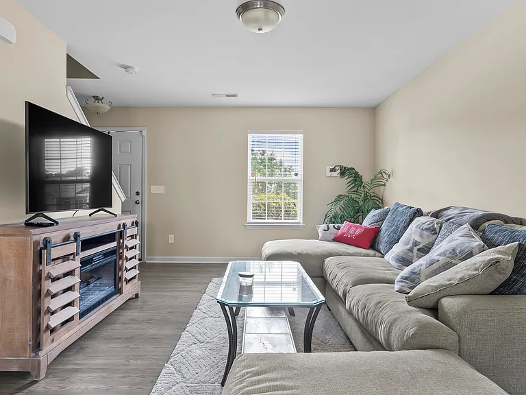 116 Sages Ridge Dr — Photo 7