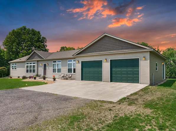 32908 285th Ave, Le Sueur, MN 56058