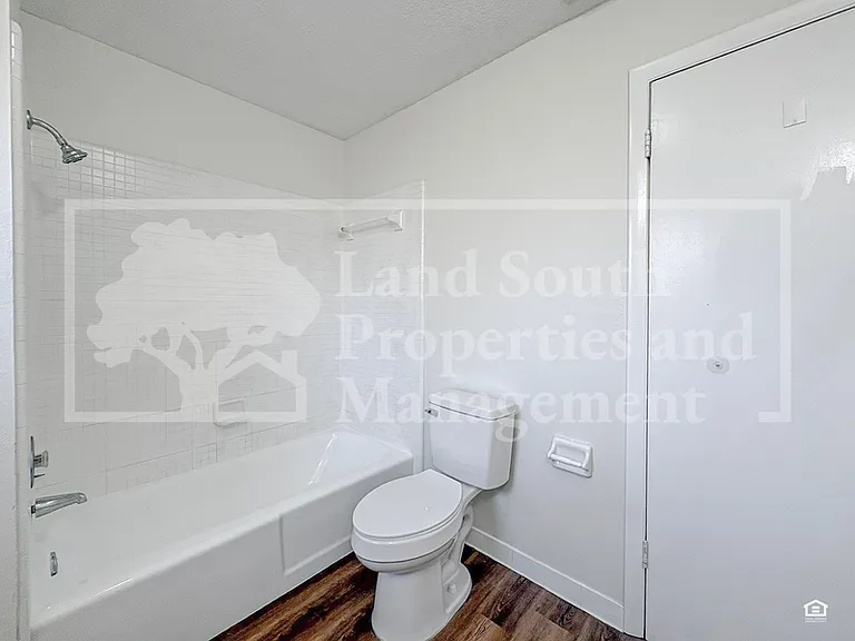 420 Allamanda Dr — Photo 13