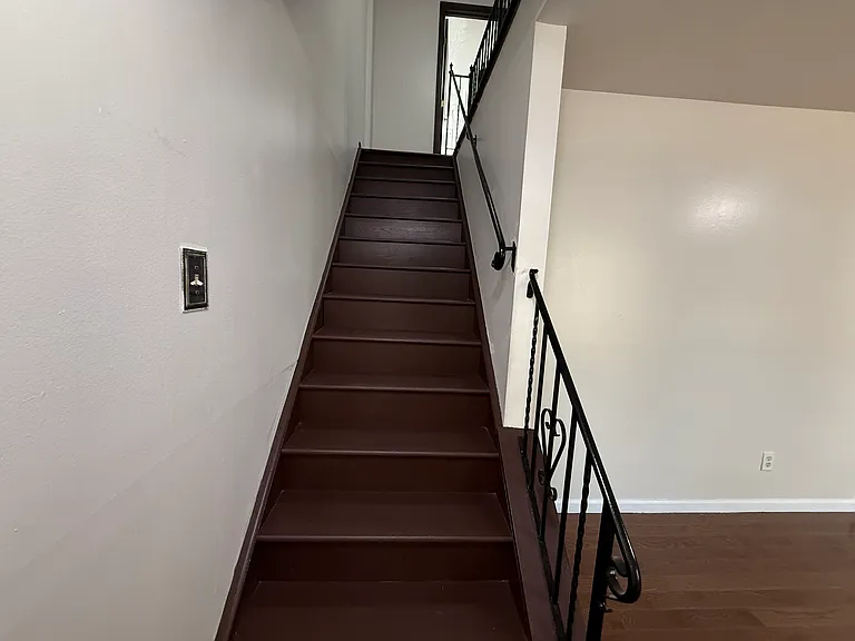 27 Fairgreen Dr #27 — Photo 16