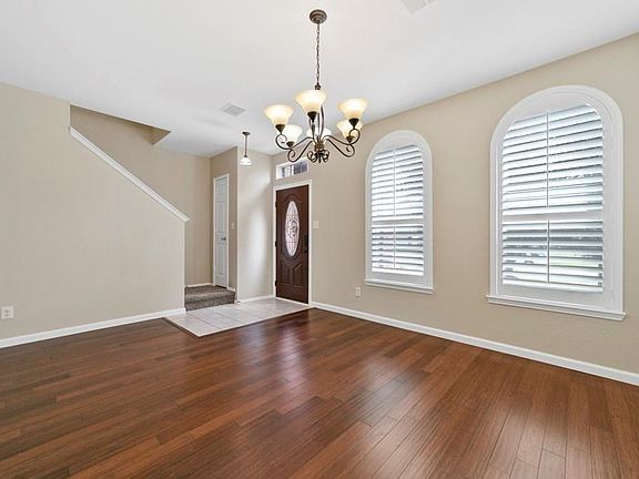 4th image of 1105 Willowridge Cir