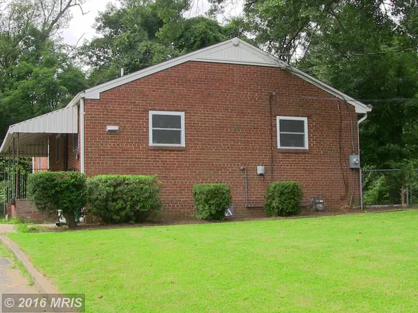 6117 Munson Hill Rd, Falls Church, VA 22044
