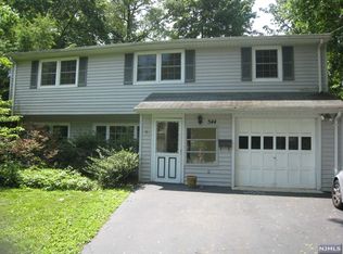 544 Amsterdam Ave, Ridgewood, NJ 07450