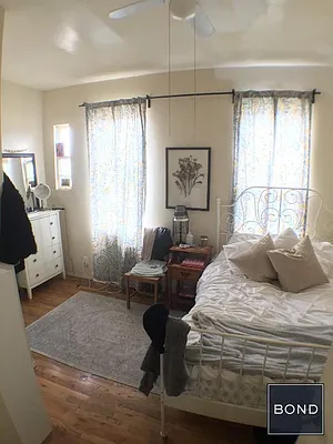 Rented by Bond New York | media 31