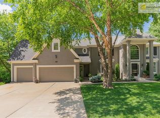 7554 Bell Rd, Shawnee, KS 66217