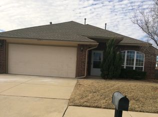 21971 Pleasant Ridge Rd, Edmond, OK 73012