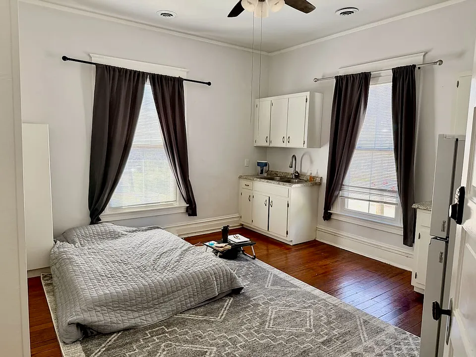 315 Park Ave #8