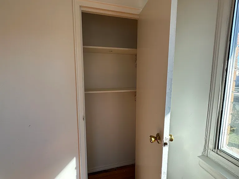 5 1599 1/2 Bergen Blvd #12 — Photo 5