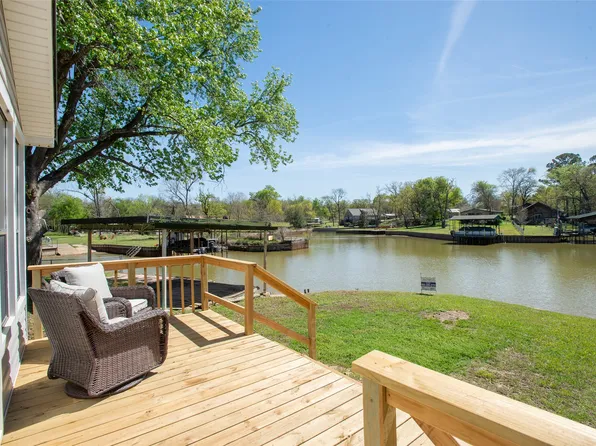 117 Joy Ln, Gun Barrel City, TX 75156