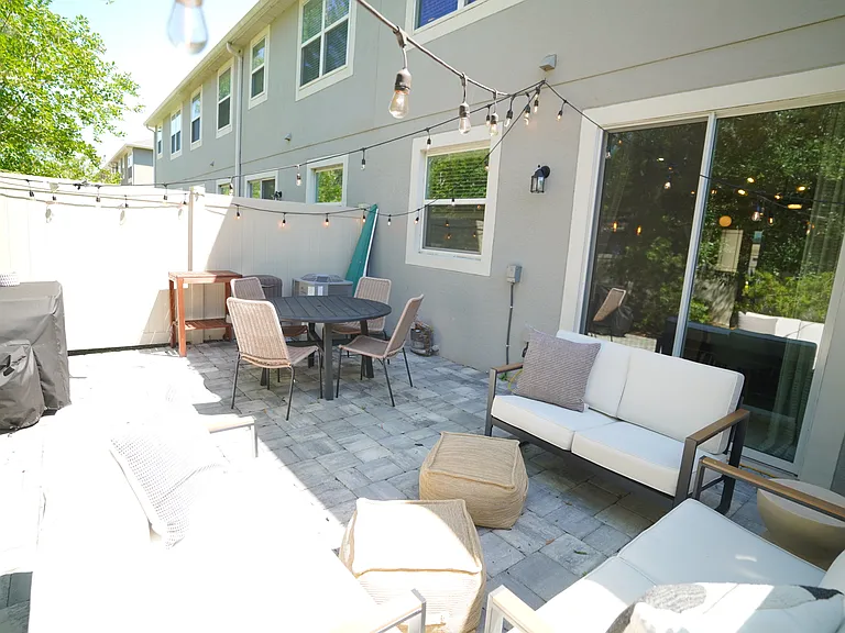 3536 Brighton Park Cir — Photo 48