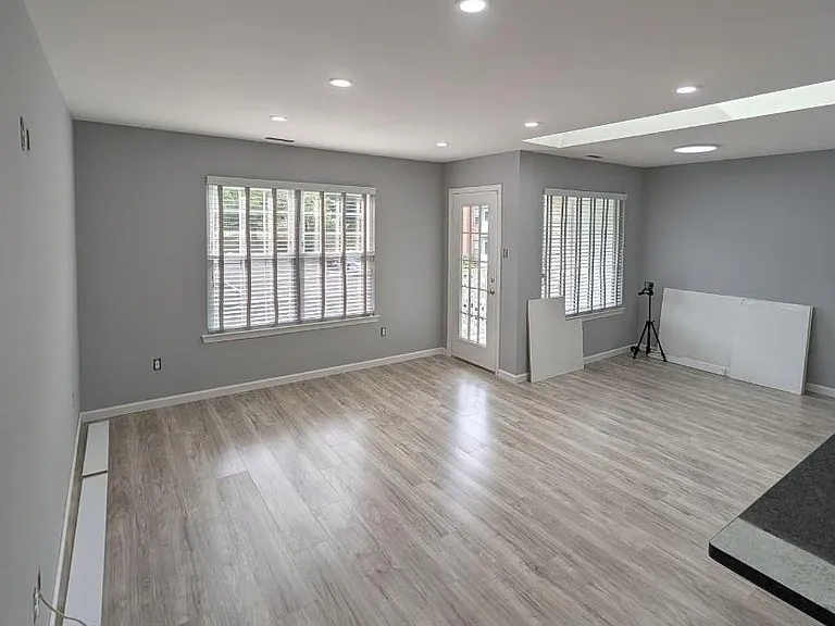 810 Diamond Dr #810 — Photo 2