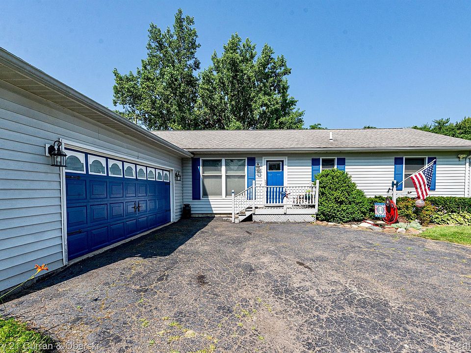 1st image of 39221 Winkler St