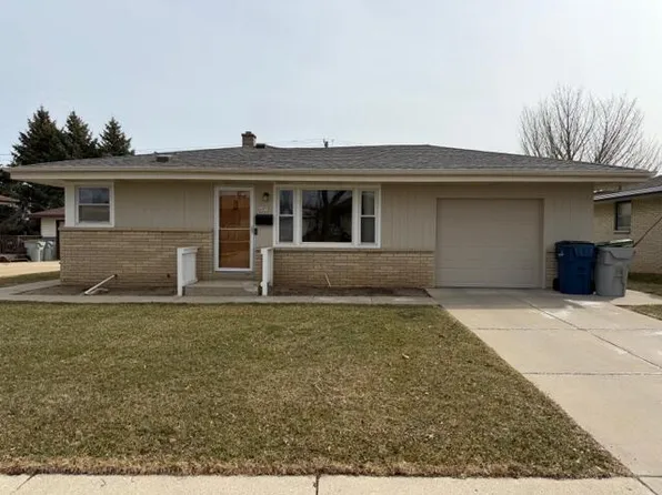 4858 South 26th STREET, Milwaukee, WI 53221