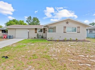 8151 Fox Hollow Dr, Port Richey, FL 34668
