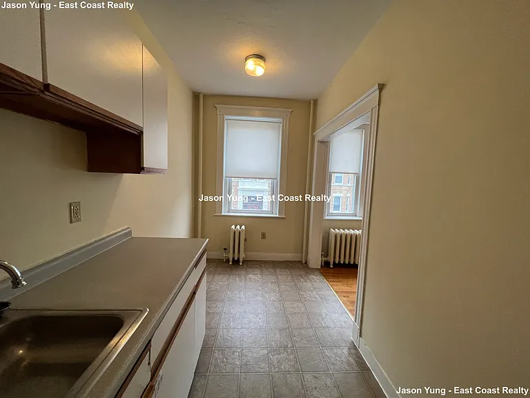 236 Kelton St #18 — Photo 3