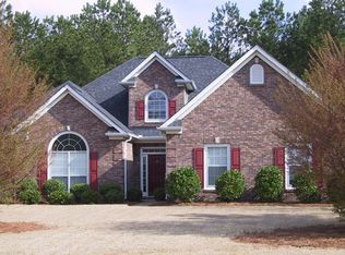 165 Squire Ln, Fayetteville, GA 30214
