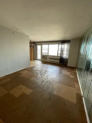 3rd image of 2930 W 5th St #11L