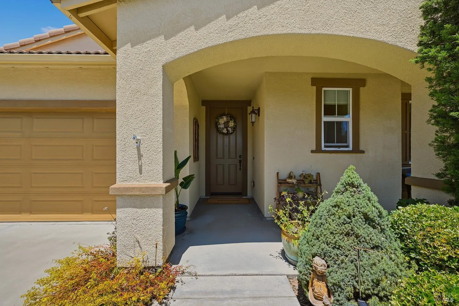 239 Saffron Court - Photo 3