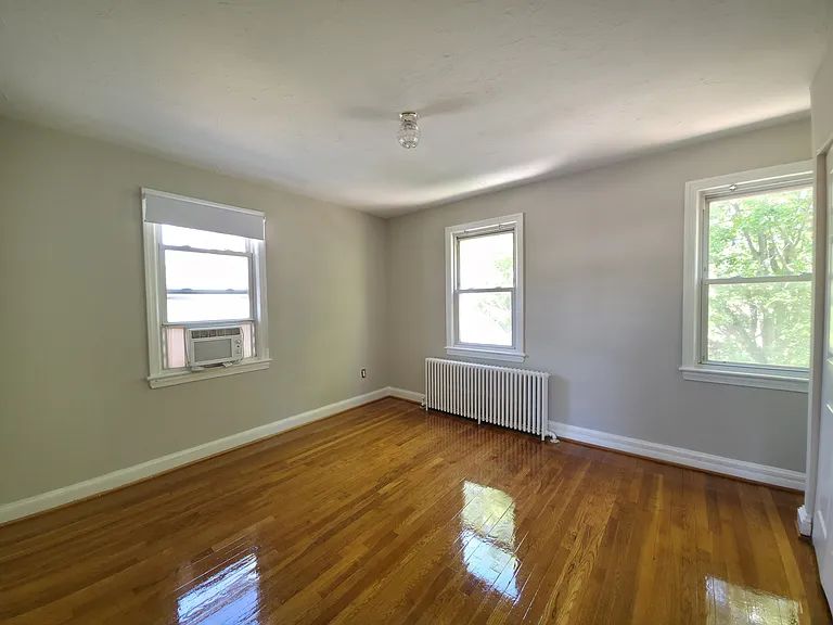 3311 Clay Pl NE — Photo 6