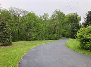 1824 County Farm Rd, Monticello, IL 61856