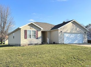 302 Hampshire Dr, Logansport, IN