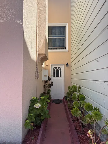1370 34th Ave #A Photo 1 1370 34th Ave #A Photo 1