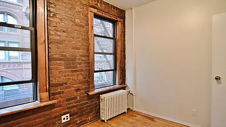 Rented by Park Property Advisors