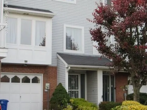 104 Admiralty Loop, Staten Island, NY 10309