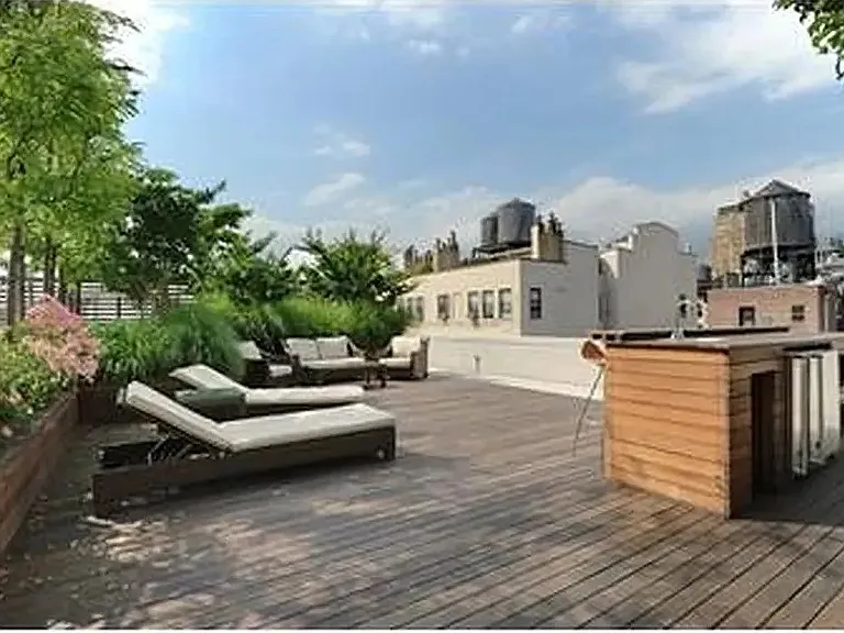 133 W 22nd St #2F — Photo 11