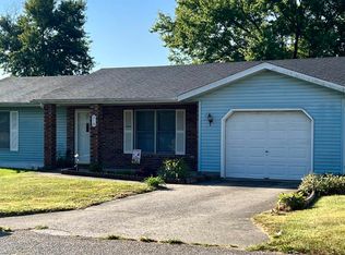 318 Wade St, Mitchell, IN 47446