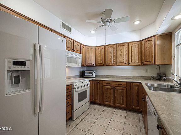 4th image of 10419 W BROOKSIDE Drive