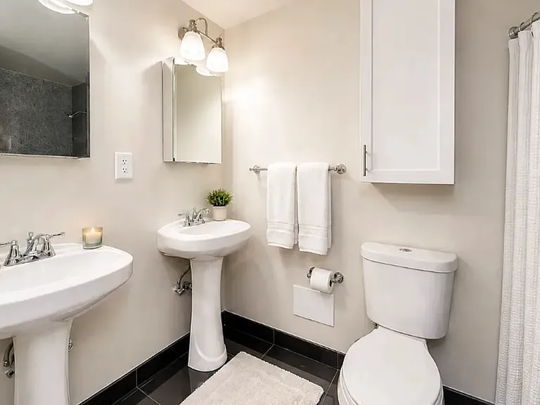 117 Varick St #4F — Photo 7
