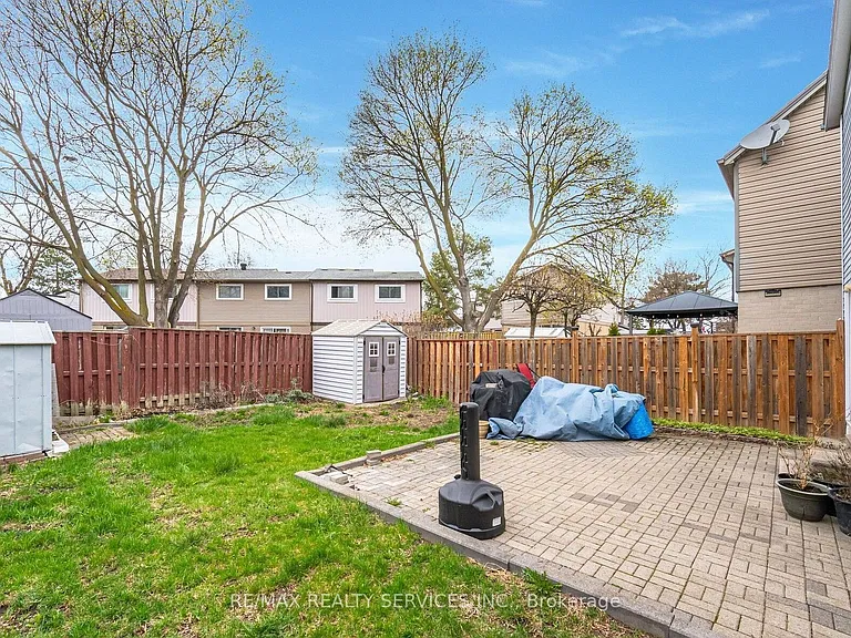 9 Hawkins Ct — Photo 11