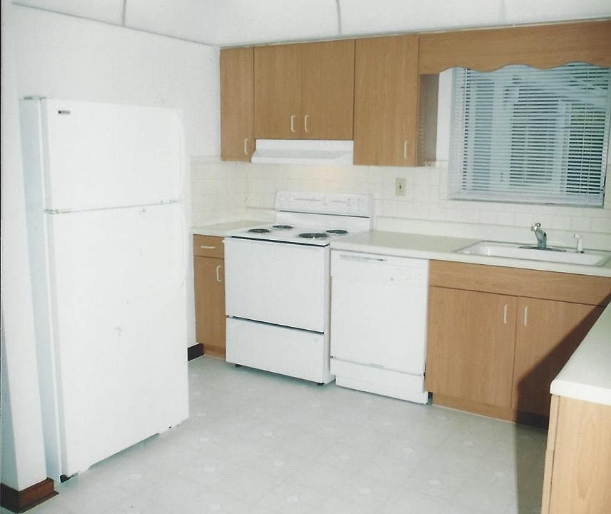 2nd image of 719 SE 15th St APT 7
