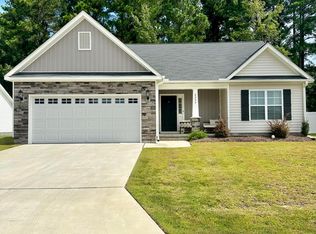2353 Rhinestone Dr, Winterville, NC 28590