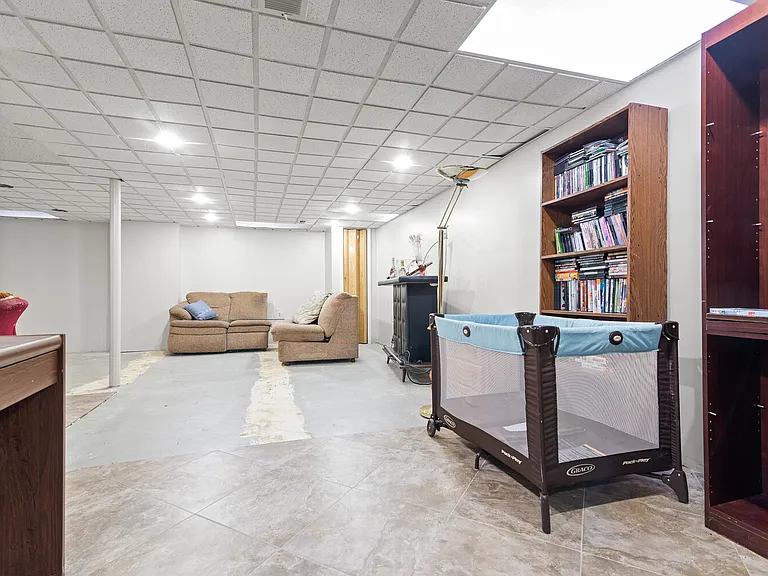 6710 Westpointe Dr — Photo 35