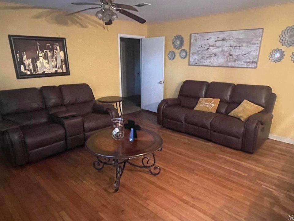 2nd image of 2906 Edgewood Dr