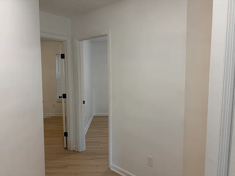 520 Michigan St — Photo 19