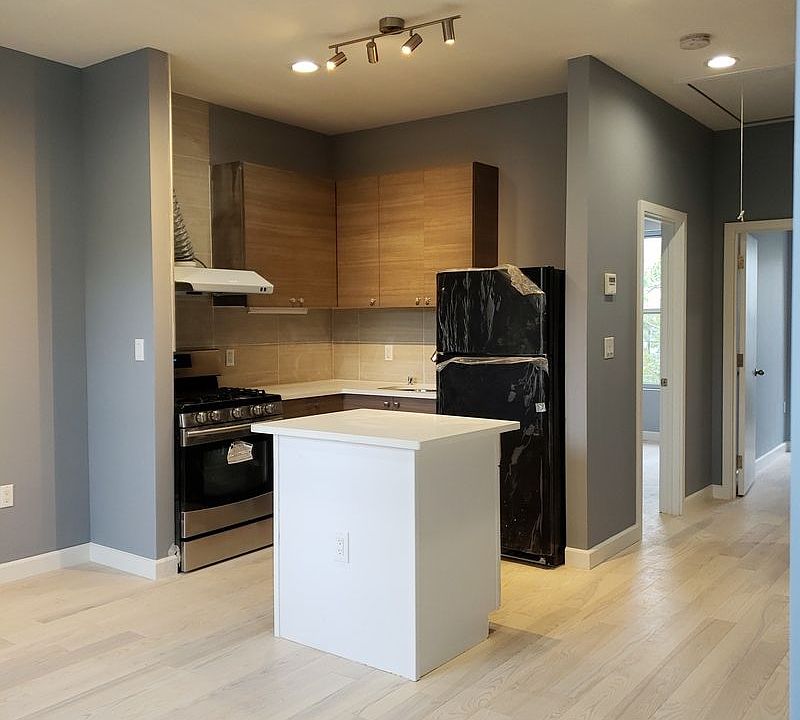 1st image of 25-22 37th St #2