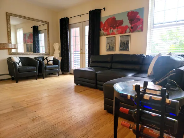 563 20th Street image 3 of 12