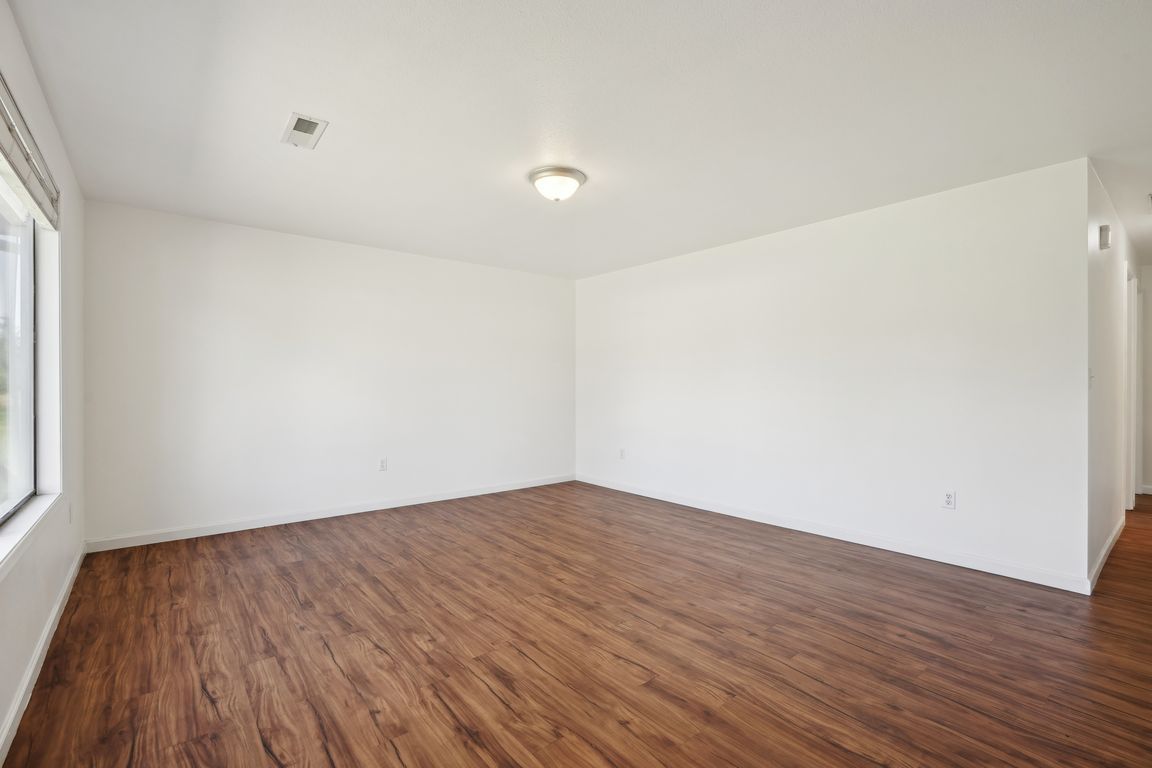 NE 53rd St-1804-006.jpg