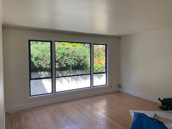 2nd image of 244 Texas St
