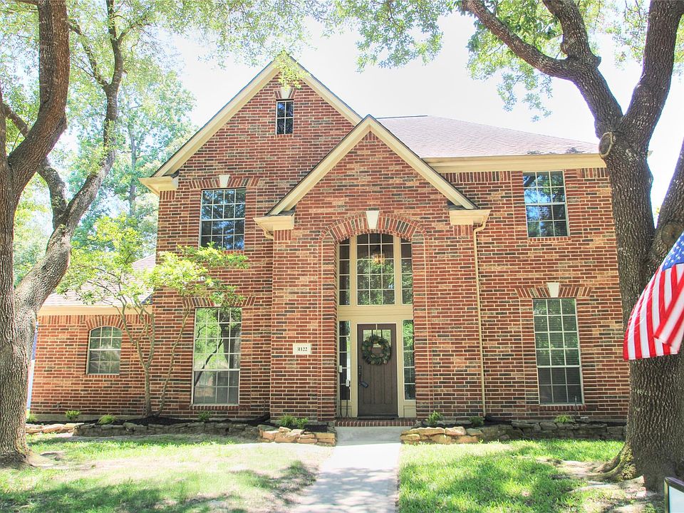 1st image of 31122 Deerwood Park Ln