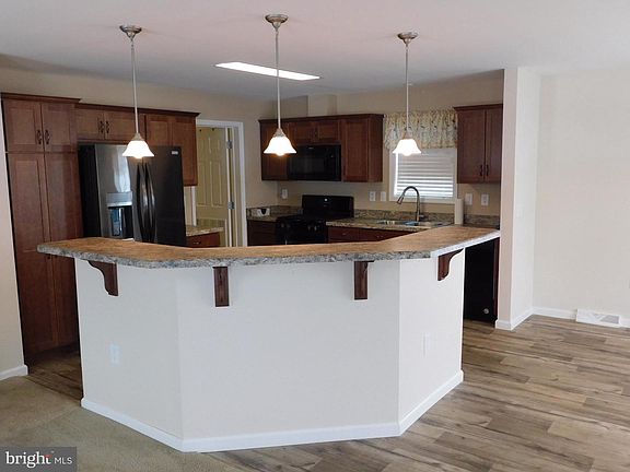 4th image of 5 Sandpiper Dr