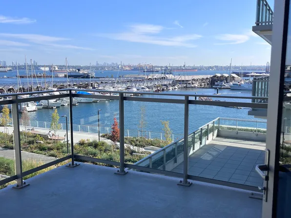785 Harbour Ave, North Vancouver, BC
